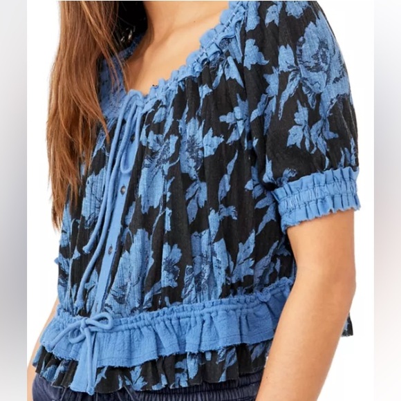 Free People Tops - FREE PEOPLE PERFECT DAY TOP size small NWOT